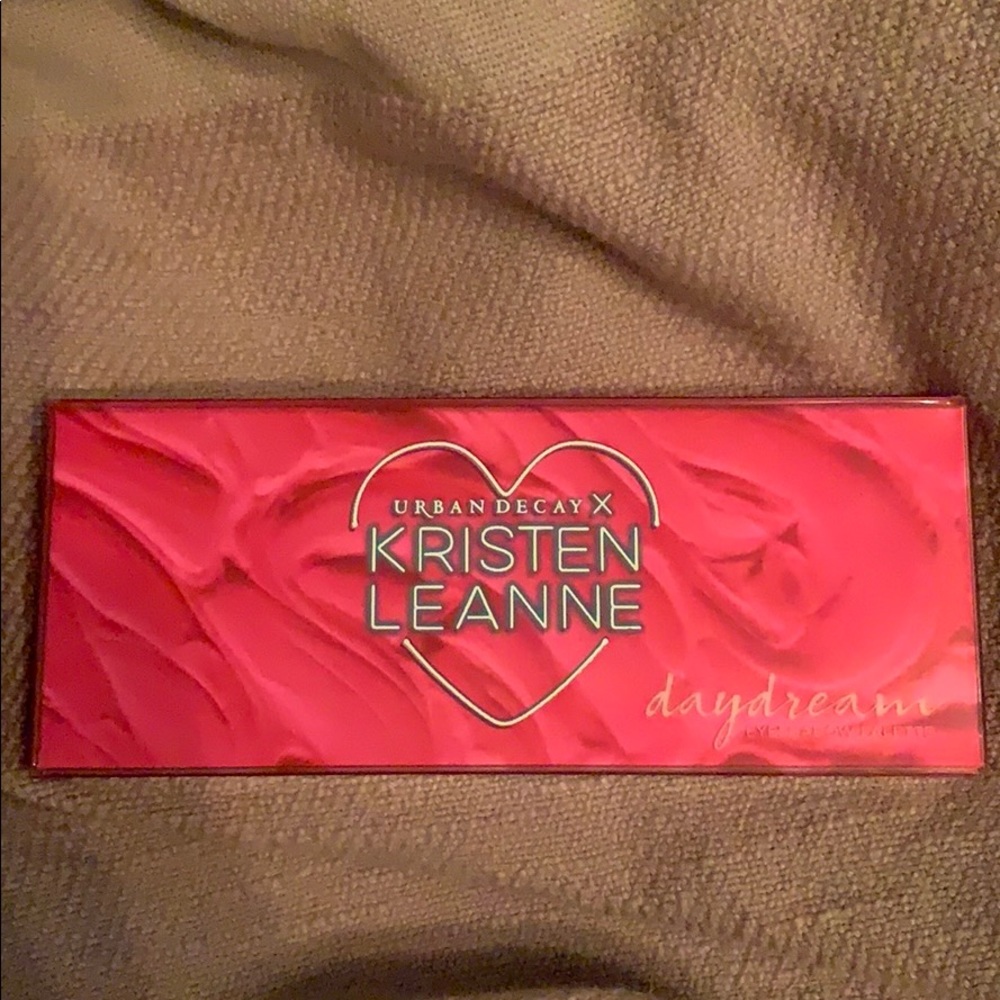 Urban Decay Kristen Leanne Daydream Palette NWT
